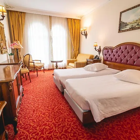 Hotel Casino & Admiral Skofije