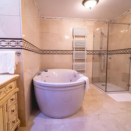 Casino & Admiral Skofije 4* Zgornje Skofije