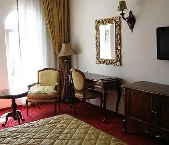 Casino & Admiral Skofije Hotel 4*