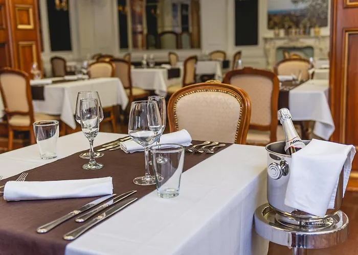 Hotel Casino & Admiral Skofije