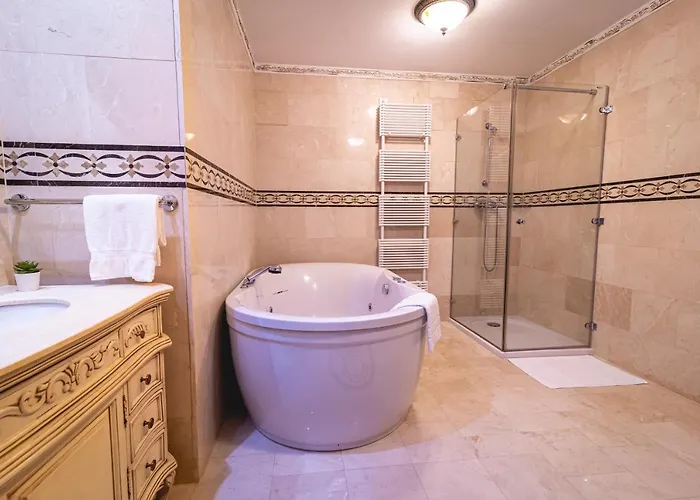 Casino & Admiral Skofije 4* Zgornje Skofije