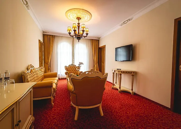 Casino & Admiral Skofije Hotel