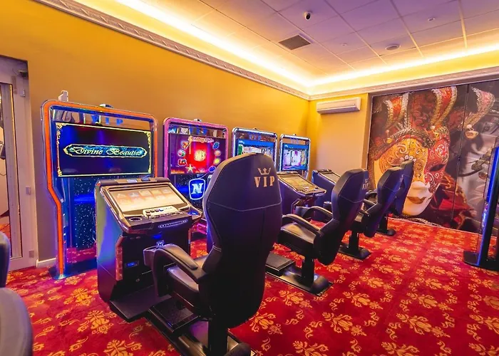 Casino & Admiral Skofije 4*