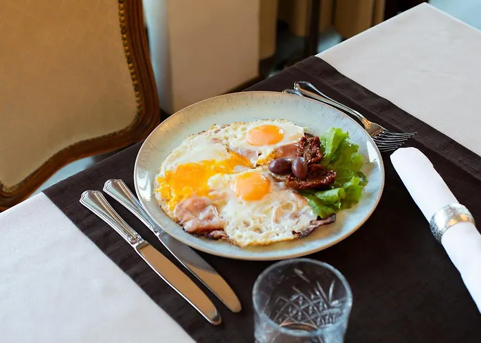 Casino & Admiral Skofije Hotel 4*