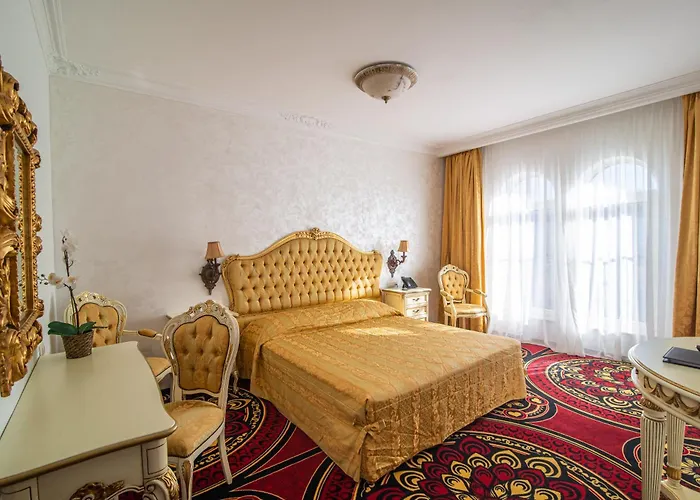 Hotel Casino & Admiral Skofije