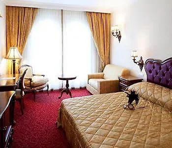 Hotel Casino & Admiral Skofije